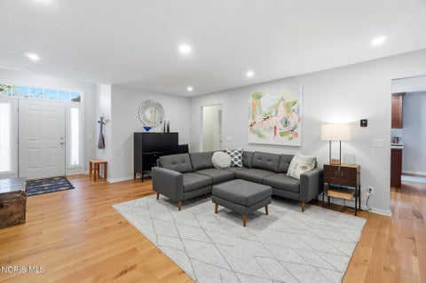 Tiny photo for 4 Shenandoah Circle, Sylvania, OH 43560 (MLS # 10014492)