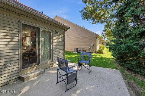 Tiny photo for 4 Shenandoah Circle, Sylvania, OH 43560 (MLS # 10014492)
