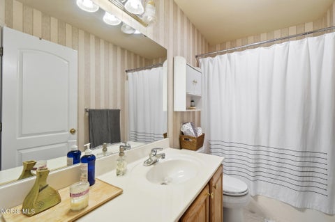 Tiny photo for 4 Shenandoah Circle, Sylvania, OH 43560 (MLS # 10014492)