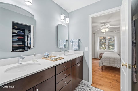 Tiny photo for 4 Shenandoah Circle, Sylvania, OH 43560 (MLS # 10014492)