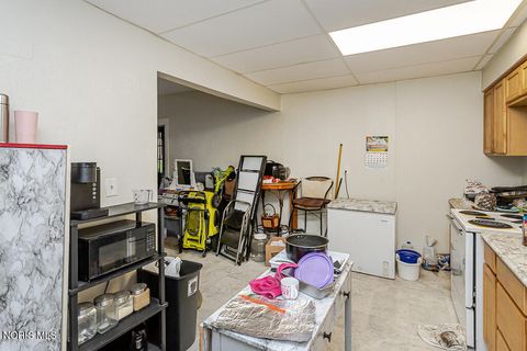 Tiny photo for 815 Dunwood Court, Toledo, OH 43609 (MLS # 10008507)