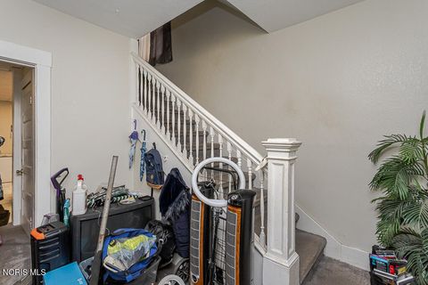 Tiny photo for 815 Dunwood Court, Toledo, OH 43609 (MLS # 10008507)