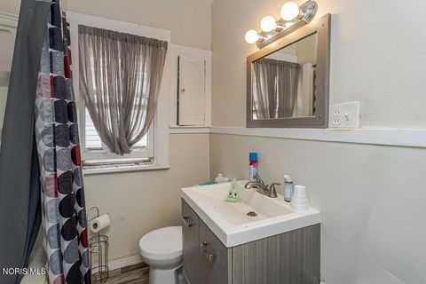 Tiny photo for 815 Dunwood Court, Toledo, OH 43609 (MLS # 10008507)