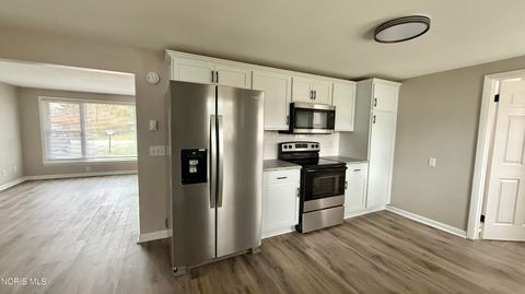 Tiny photo for 403 Park Avenue, Antwerp, OH 45813 (MLS # 10005353)