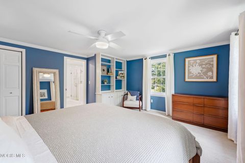 Tiny photo for 116 Rockledge Circle, Perrysburg, OH 43551 (MLS # 10008138)