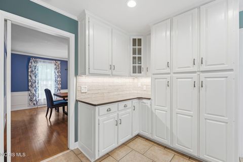 Tiny photo for 116 Rockledge Circle, Perrysburg, OH 43551 (MLS # 10008138)