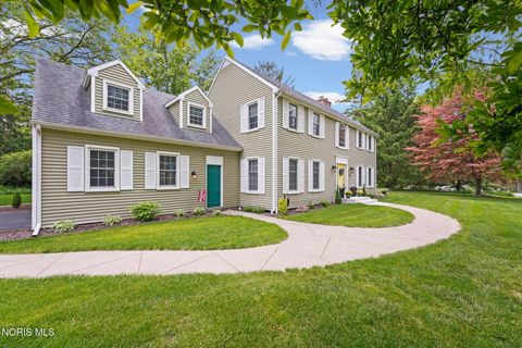 Tiny photo for 116 Rockledge Circle, Perrysburg, OH 43551 (MLS # 10008138)