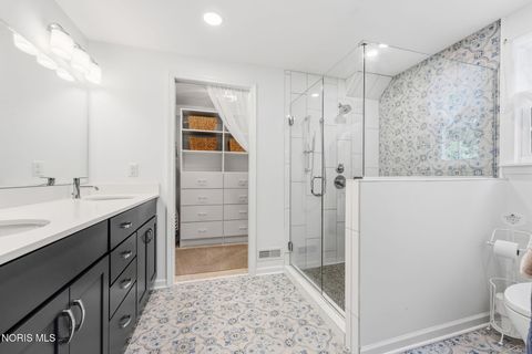 Tiny photo for 116 Rockledge Circle, Perrysburg, OH 43551 (MLS # 10008138)