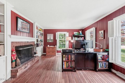 Tiny photo for 116 Rockledge Circle, Perrysburg, OH 43551 (MLS # 10008138)