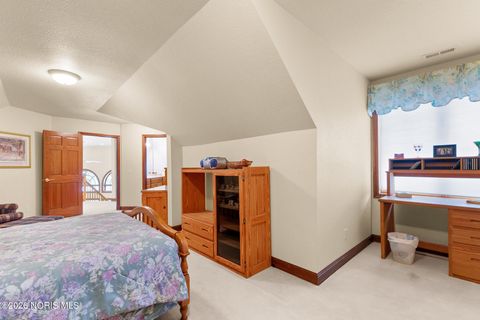 Tiny photo for 1338 Pine Valley Drive, Bowling Green, OH 43402 (MLS # 10003249)