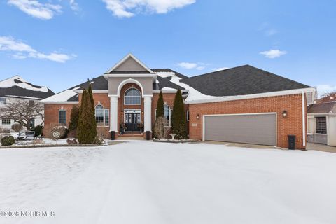 Photo of 1338 Pine Valley Drive, Bowling Green, OH 43402 (MLS # 10003249)