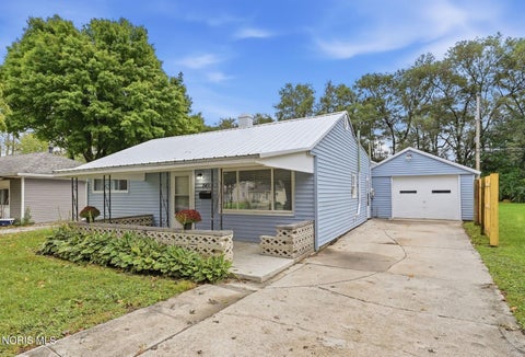 Tiny photo for 741 Circle Drive, Fostoria, OH 44830 (MLS # 10013584)
