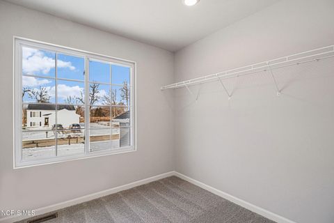 Tiny photo for 4 Woody Drive, Millbury, OH 43447 (MLS # 10006801)