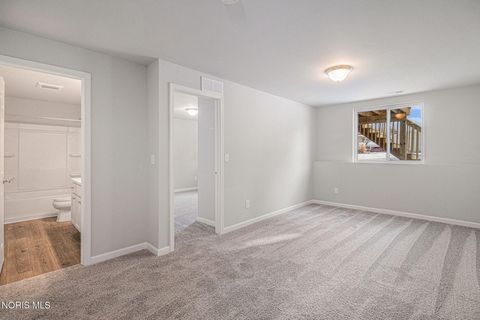 Tiny photo for 4 Woody Drive, Millbury, OH 43447 (MLS # 10006801)