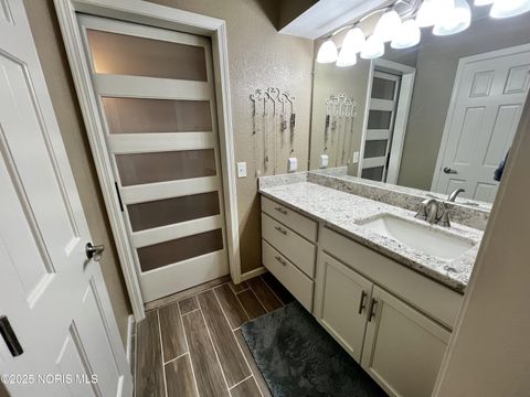 Tiny photo for 6820 Cloister Court, Toledo, OH 43617 (MLS # 10000833)