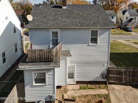 Tiny photo for 3515 Revere Drive, Toledo, OH 43612 (MLS # 10001031)