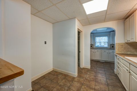 Tiny photo for 3515 Revere Drive, Toledo, OH 43612 (MLS # 10001031)