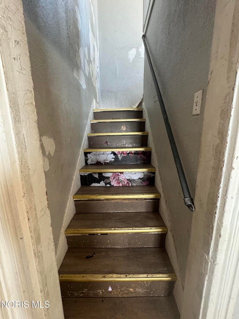 Tiny photo for 1428 South Avenue, Toledo, OH 43609 (MLS # 10009682)
