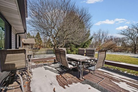 Tiny photo for 827 Abbey Lane, Findlay, OH 45840 (MLS # 10004466)