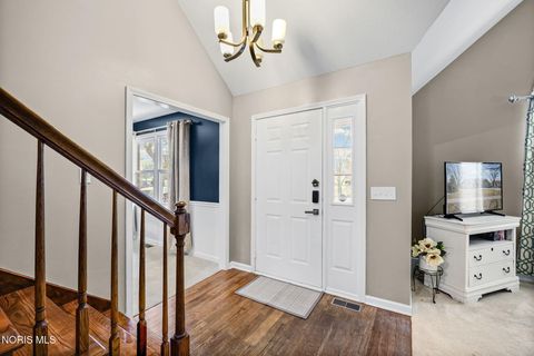 Tiny photo for 827 Abbey Lane, Findlay, OH 45840 (MLS # 10004466)