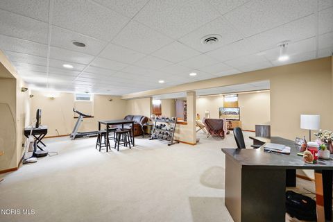 Tiny photo for 827 Abbey Lane, Findlay, OH 45840 (MLS # 10004466)