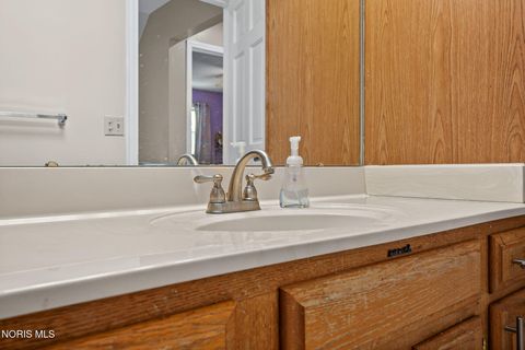 Tiny photo for 827 Abbey Lane, Findlay, OH 45840 (MLS # 10004466)