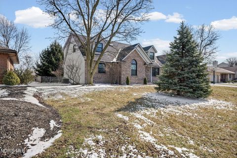 Tiny photo for 827 Abbey Lane, Findlay, OH 45840 (MLS # 10004466)