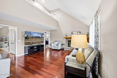 Tiny photo for 827 Abbey Lane, Findlay, OH 45840 (MLS # 10004466)