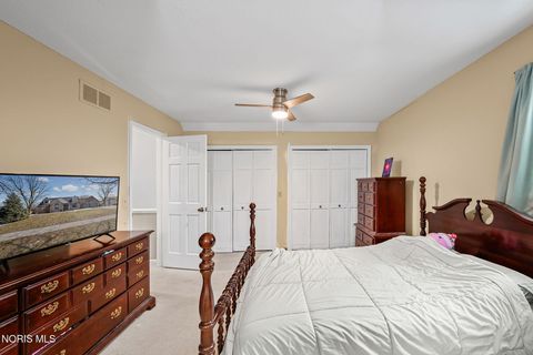 Tiny photo for 827 Abbey Lane, Findlay, OH 45840 (MLS # 10004466)