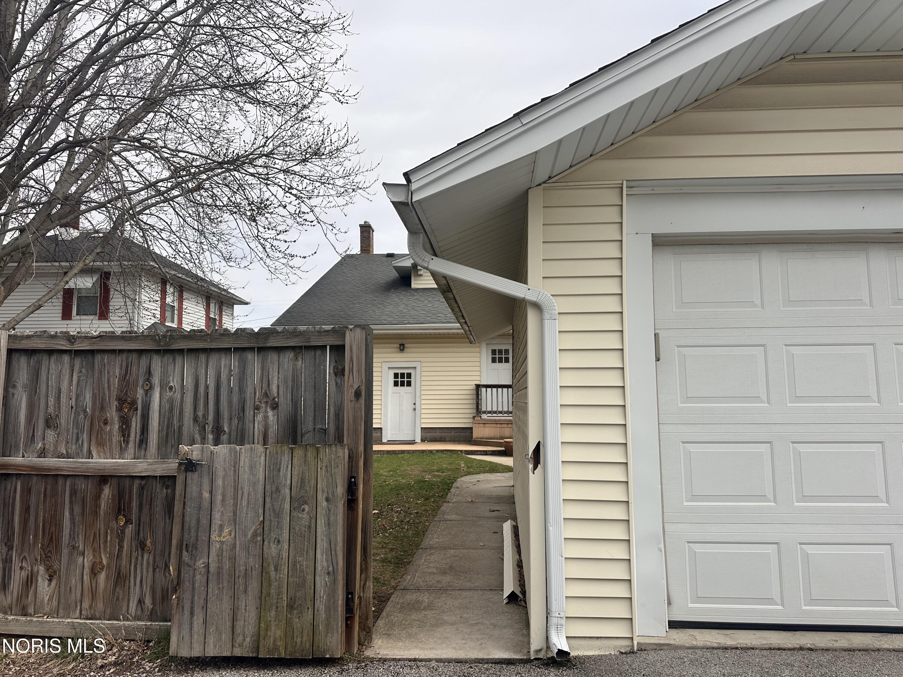 807 N Main Street