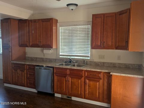 Tiny photo for 300 W Water Street, North Baltimore, OH 45872 (MLS # 10000659)