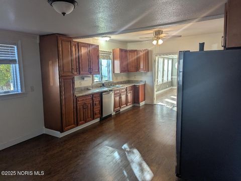 Tiny photo for 300 W Water Street, North Baltimore, OH 45872 (MLS # 10000659)