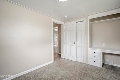 Tiny photo for 1466 Sunshine Street, Oregon, OH 43616 (MLS # 10012063)