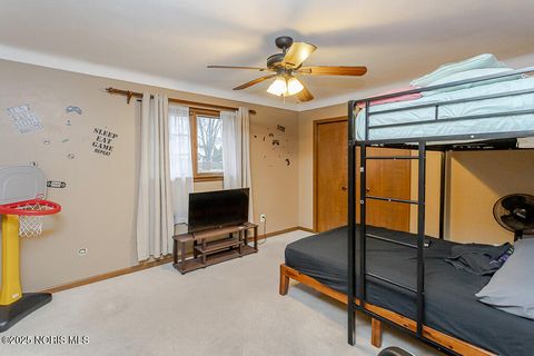 Tiny photo for 1734 Archwood Lane, Toledo, OH 43614 (MLS # 10001747)