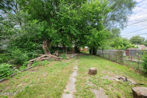 Tiny photo for 2615 Lagrange Street, Toledo, OH 43608 (MLS # 10010775)