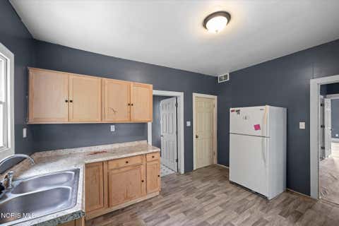 Tiny photo for 2615 Lagrange Street, Toledo, OH 43608 (MLS # 10010775)