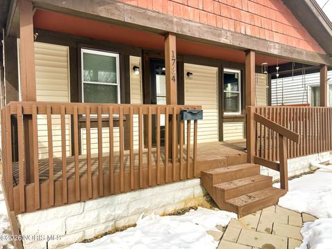 Tiny photo for 1734 Barrows Street, Toledo, OH 43613 (MLS # 10004200)