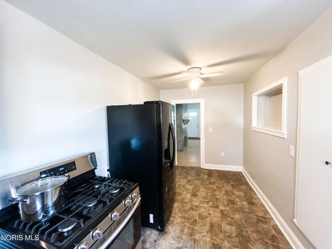 Tiny photo for 1734 Barrows Street, Toledo, OH 43613 (MLS # 10004200)