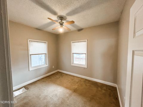 Tiny photo for 1734 Barrows Street, Toledo, OH 43613 (MLS # 10004200)