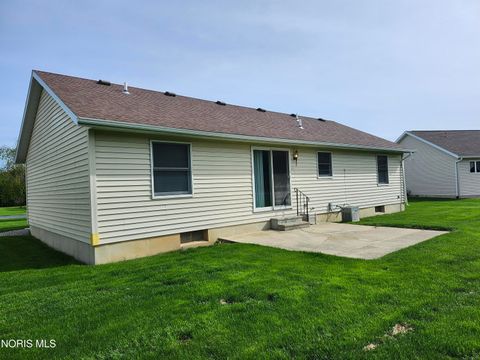 Tiny photo for 825 Oak Ridge Drive, Fostoria, OH 44830 (MLS # 10006890)