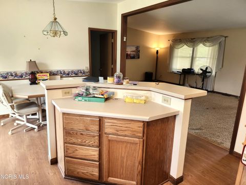 Tiny photo for 825 Oak Ridge Drive, Fostoria, OH 44830 (MLS # 10006890)