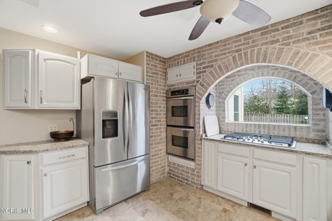 Tiny photo for 6853 S Fredericksburg Drive, Sylvania, OH 43560 (MLS # 10005230)