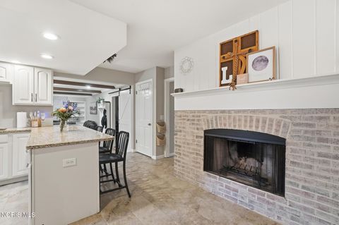 Tiny photo for 6853 S Fredericksburg Drive, Sylvania, OH 43560 (MLS # 10005230)