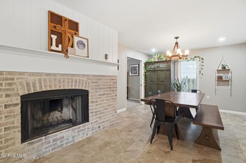 Tiny photo for 6853 S Fredericksburg Drive, Sylvania, OH 43560 (MLS # 10005230)