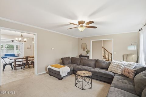 Tiny photo for 6853 S Fredericksburg Drive, Sylvania, OH 43560 (MLS # 10005230)