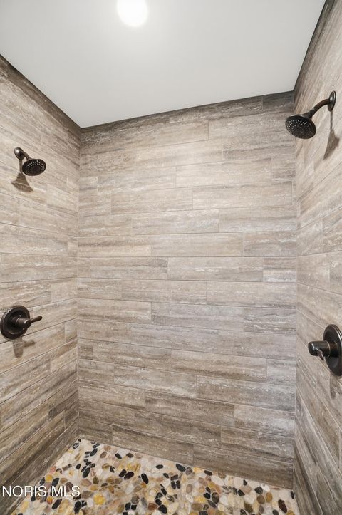 Tiny photo for 6853 S Fredericksburg Drive, Sylvania, OH 43560 (MLS # 10005230)