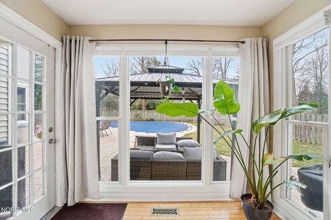 Tiny photo for 6853 S Fredericksburg Drive, Sylvania, OH 43560 (MLS # 10005230)