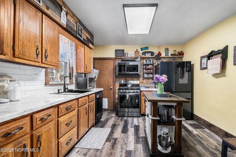 Tiny photo for 818 Nicholas Street, Defiance, OH 43512 (MLS # 10003395)