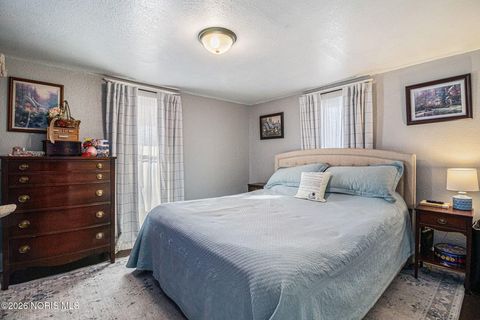 Tiny photo for 818 Nicholas Street, Defiance, OH 43512 (MLS # 10003395)