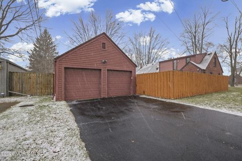 Tiny photo for 3903 Seckinger Drive, Toledo, OH 43613 (MLS # 10003235)